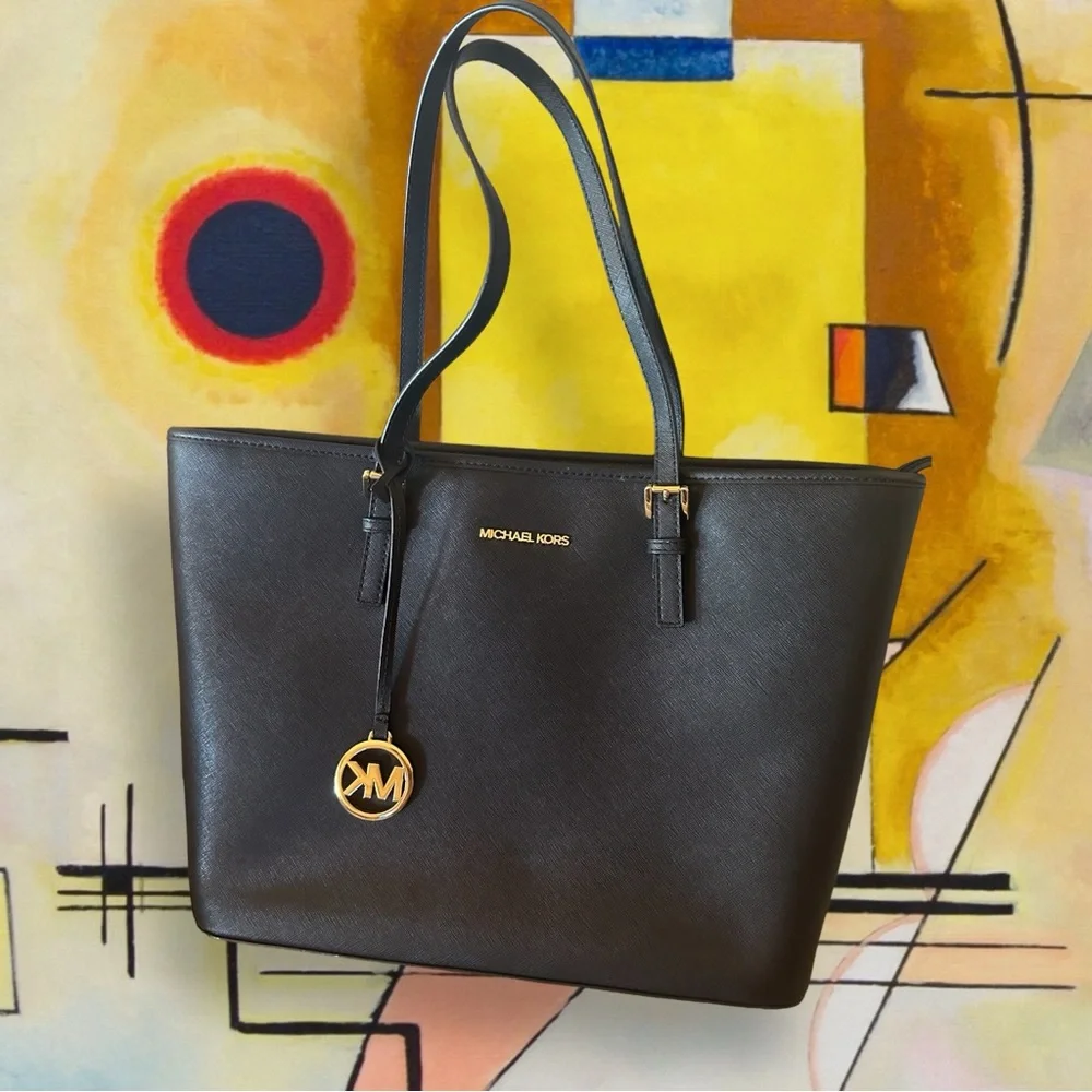 Michael Kors Large Leather Tote Like New Condition_2